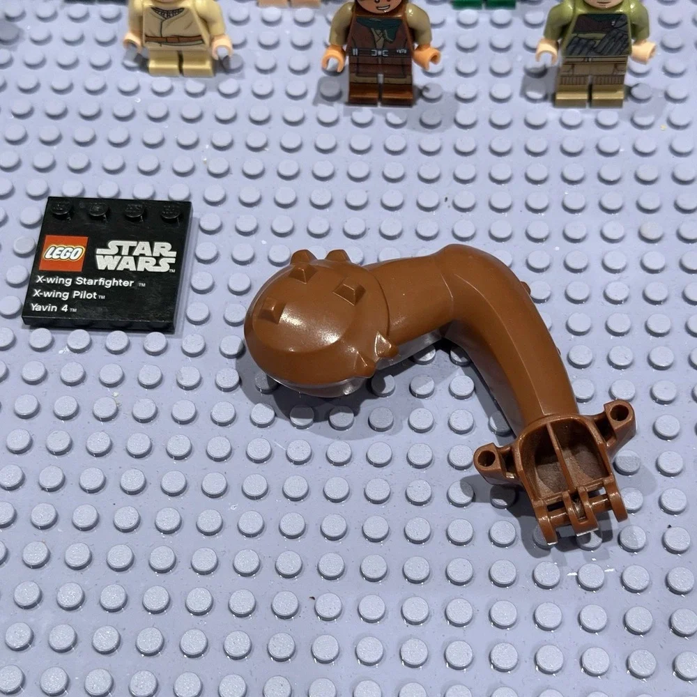 LEGO Star Wars Minifigure Lot Grogu Mandalorian Rancor Arm Yavin 4 Figures